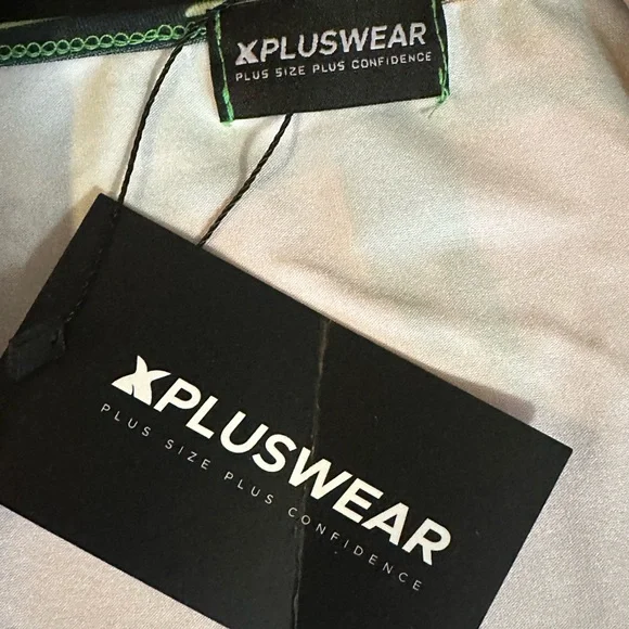 Xpluswear Plus Size Multicolor Tropical Maxi Dress Short Sleeve Resortwear - Picture 4 of 4